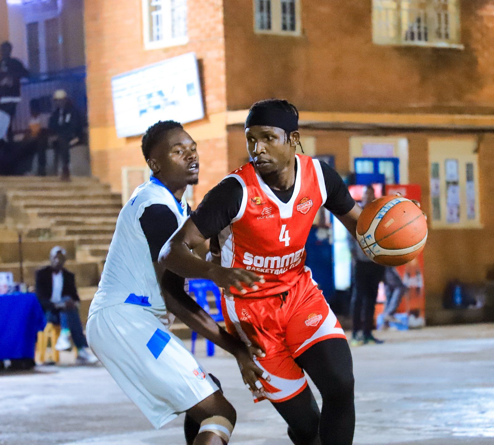 Sommet snap 4-game losing streak after Victoria Crocs victory